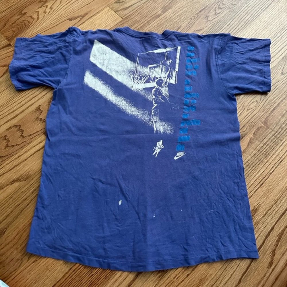 90s Nike Air Jordan The Man Doesn't Live On Earth T-Shirt Size XL Made in USA